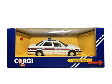 Corgi C438/1 Rover 800
