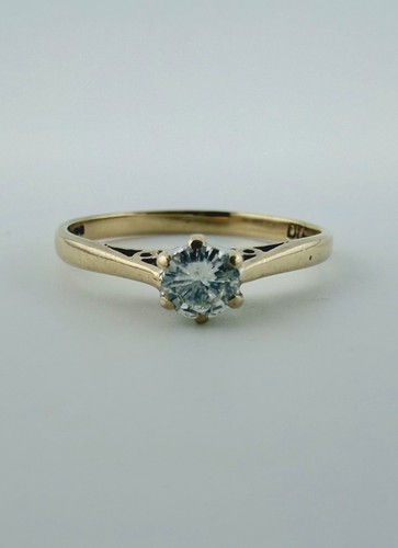 9ct gold diamond - 9ct, 0.15