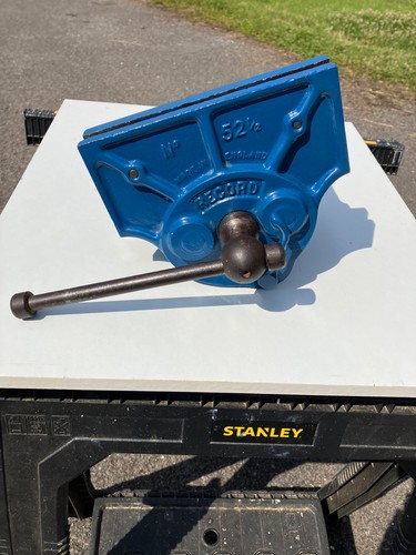 Record quick release - record,