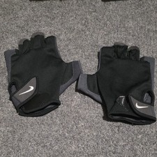 Used Nike Mens Ultimate