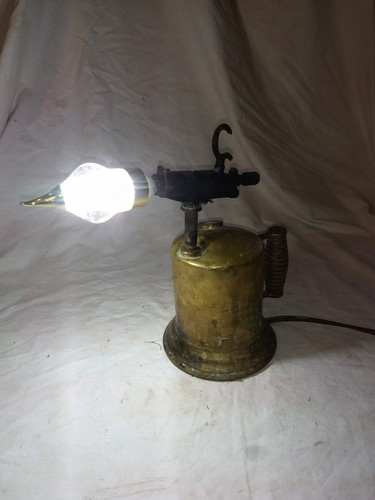 Antique vintage blow torch - ,
