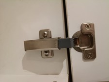 10 x Blum Soft close clip on