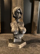 Halo Cortana Statue 6in