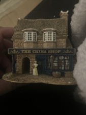 Lilliput lane the china - lilliput,