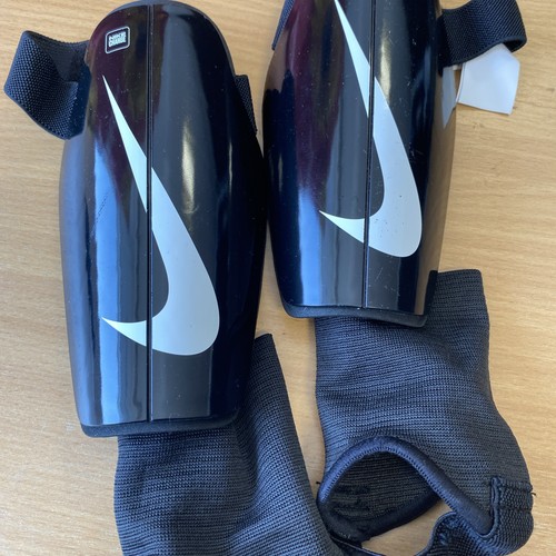 Nike charge sgin guards and - sgin,