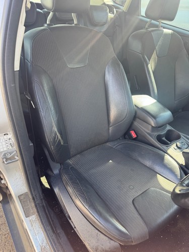 Ford focus titanium mk3 - x,
