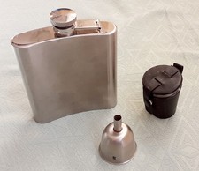 Vintage Cromorgan stainless steel 20 cl hip flask, funnel and 4 drinking cups.