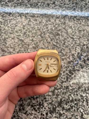Vinrage raketa watch ussr - watch,