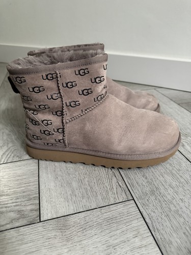 Ugg classic mini logo - mini,