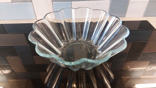 Vintage pyrex fluted - pyrex, clear