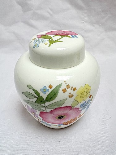 Vintage wedgwood meadow - vintage, meadow-sweet