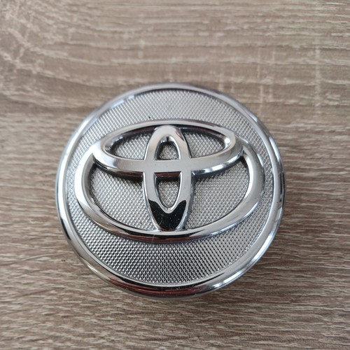 Genuine toyota auris yaris - 1, x