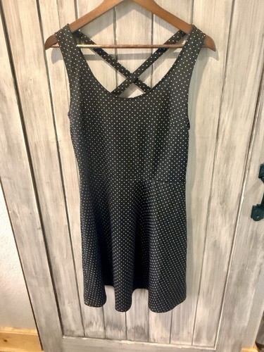 Black white polka dot - black,