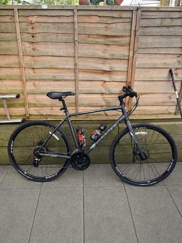 Giant hybrid bike - hybrid, l