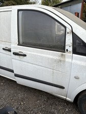 Mercedes VITO 639 Doors As Photo