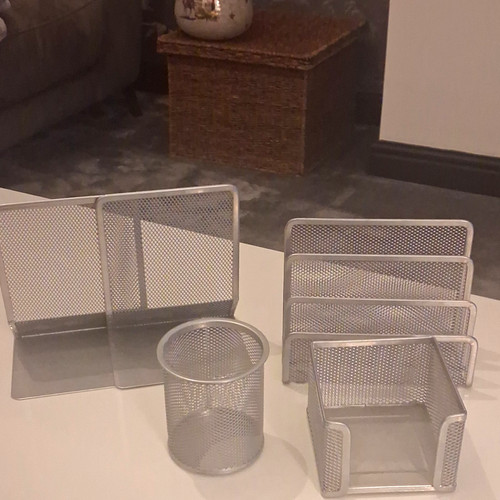 Metal mesh desk - mesh,