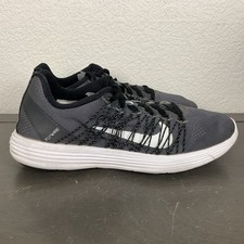 Nike Women's Lunaracer 3