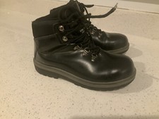 Arco Essentials Black Leather