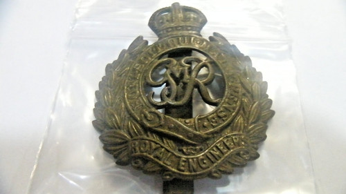 Cap badges royal - royal, engineers