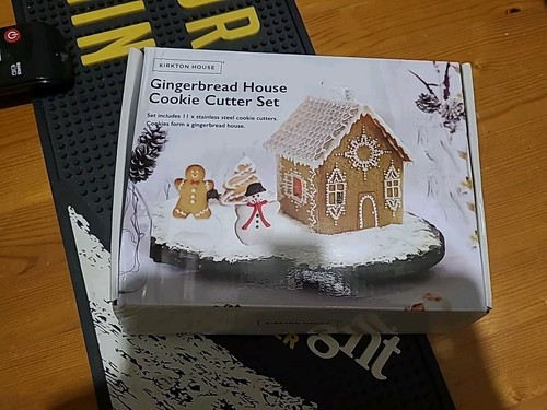 Christmas gingerbread house - christmas,