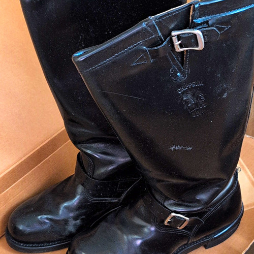 Chippewa men black leather - men’s,