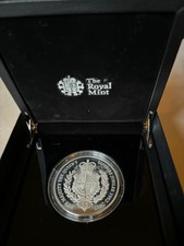 2017 sapphire jubilee coin