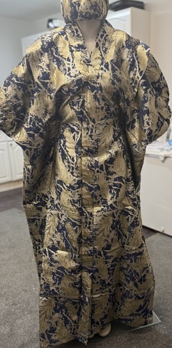 African traditional rich aunty