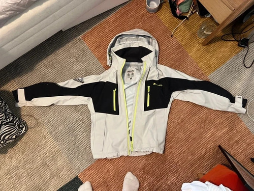 White musto sailing - white,