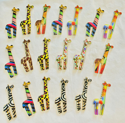 Multicolour metal giraffe - x,