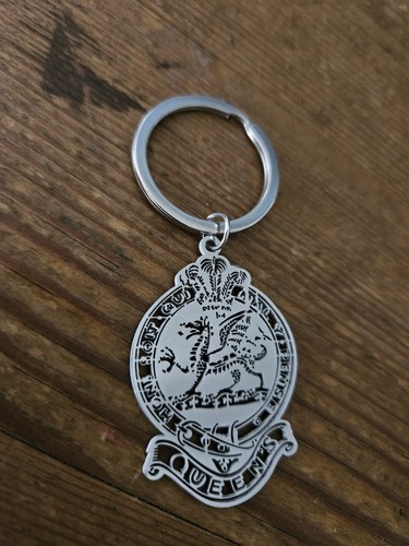 Queens regiment silver keyring - queens,