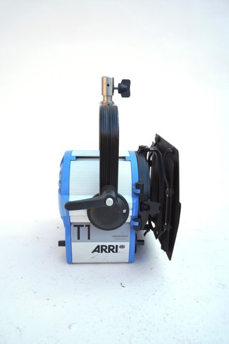 Arri true blue 1000w - t1,