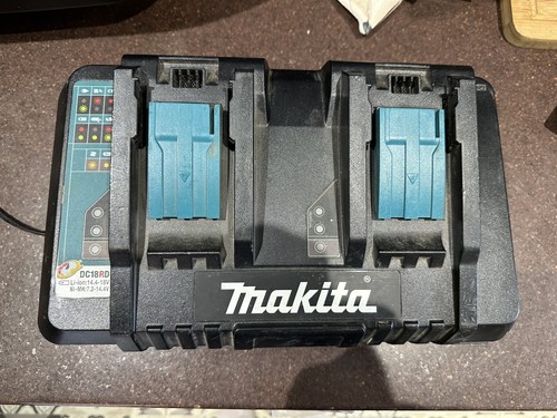 Makita dc18rd twin port - twin, fast