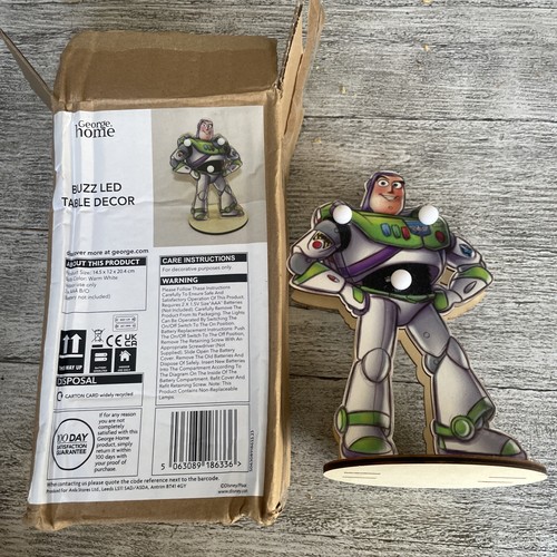 Wooden buzz lightyear light - buzz,