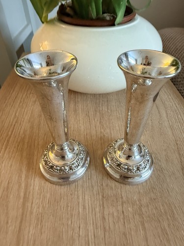Pair vintage ianthe england - pair,