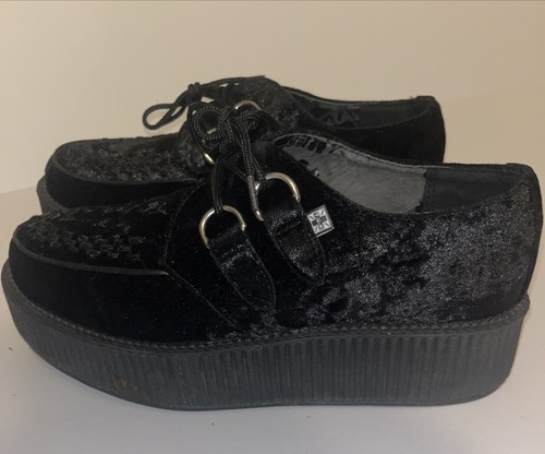 Black crushed velvet - t.u.k,