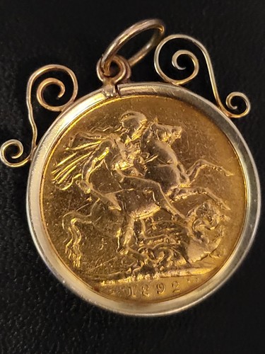 Vintage 9ct gold - gold, scroll