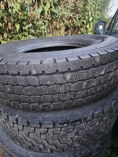 295 tires truck - 22.5,