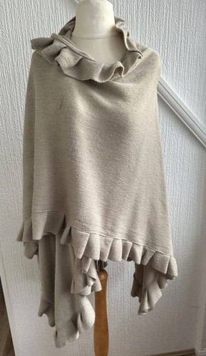 Cream cape - cream,