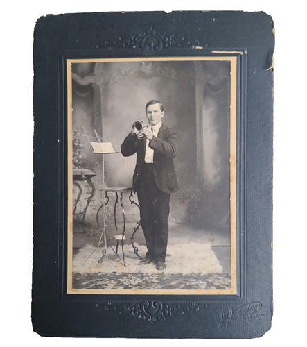 Antique cabinet card photo - cabinet,