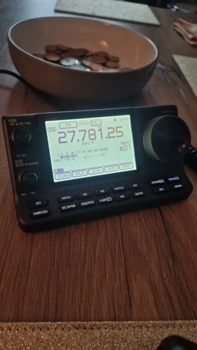 Icom 7100 vhf uhf - hf,,