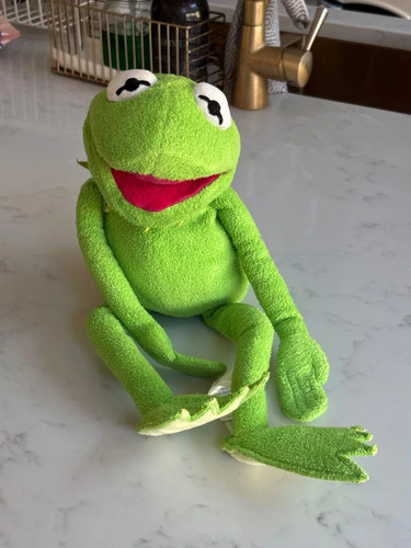 Disney store kermit the frog - disney,