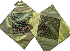 New Pair of Oriental Design