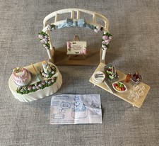 Sylvanian Families Wedding Arch Complete With The Accessories shown Ex Cond