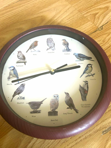 Round wall clock brown - round,