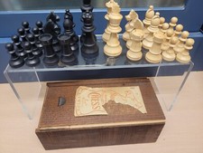 Vintage Chess Set Staunton