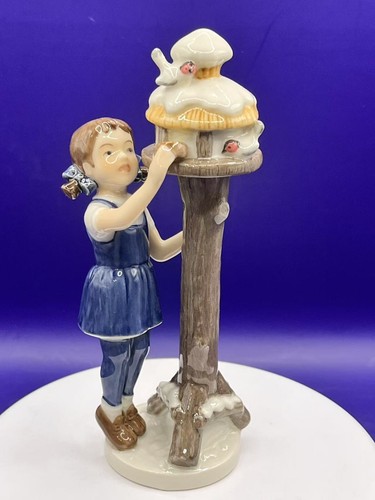 Royal copenhagen girl feeding - royal,