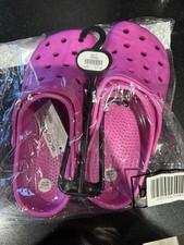 Women’s croc style Beach