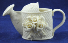 Collectable Ceramic Un-Painted WATERING CAN / JUG Ideal For OWN COLOUR Image VGC