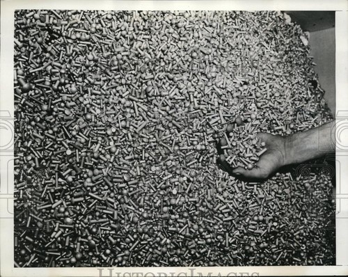 1943 press photo pied rivets - 1943,