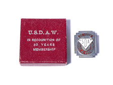 1953 Silver & Enamel Badge USDAW 30 Years Recognition to J. ELSDON